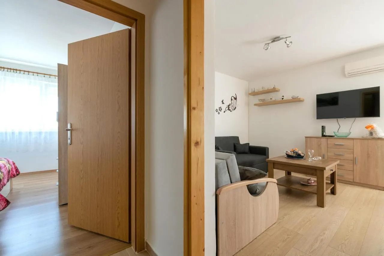 Apartment Bell Amour Pula Croatia