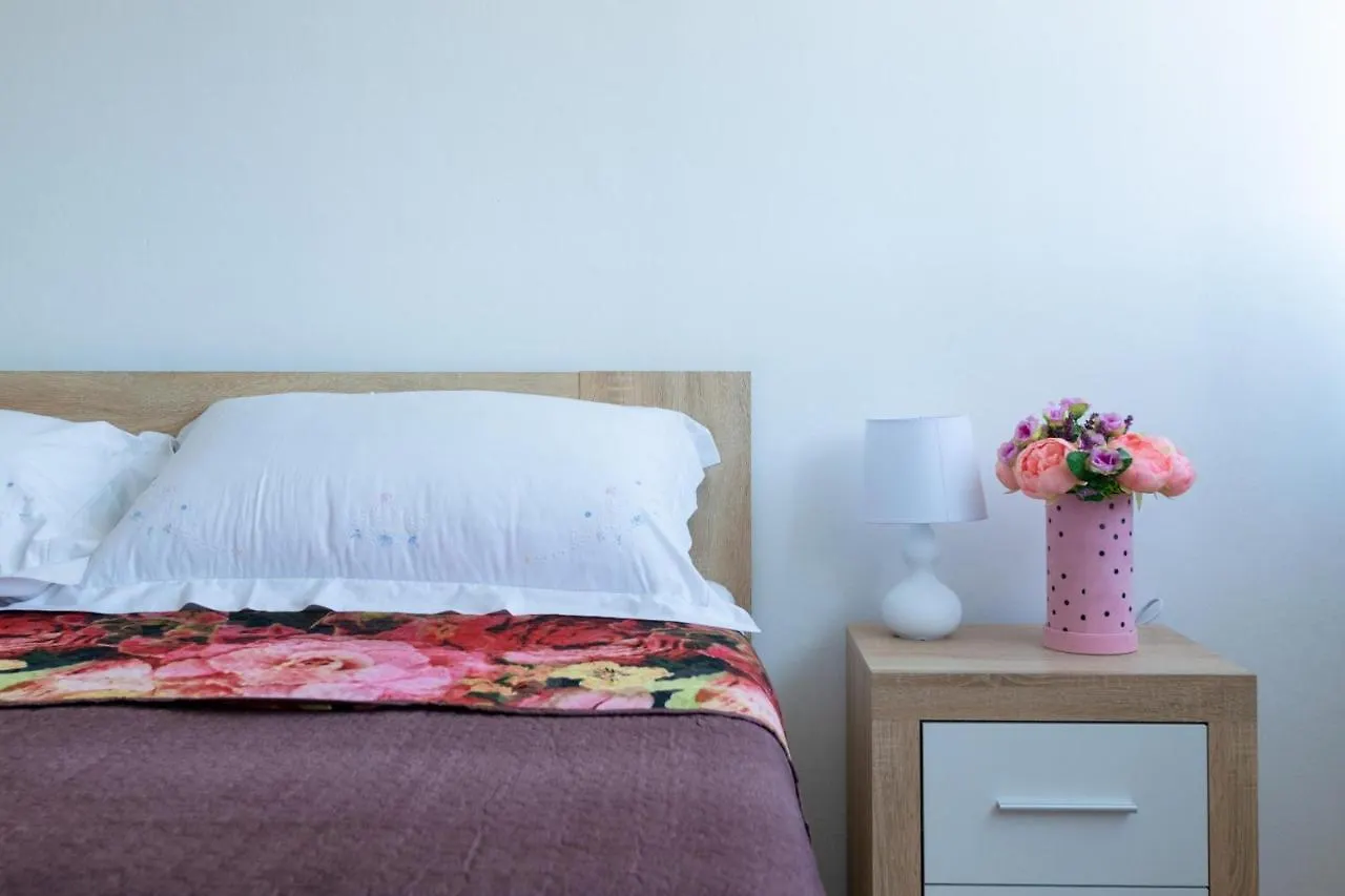 Apartment Bell Amour Pula 0*,  Croatia