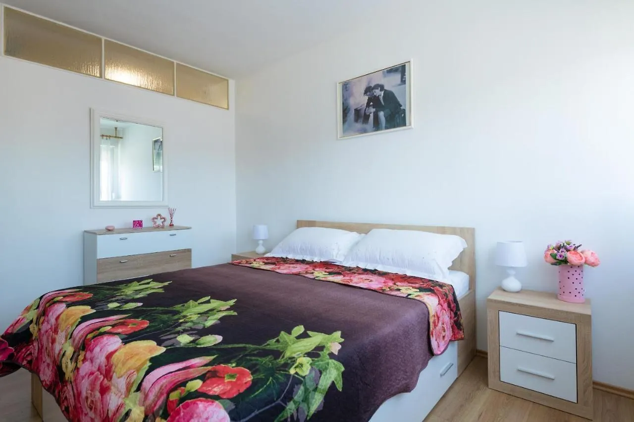 Apartment Bell Amour Pula